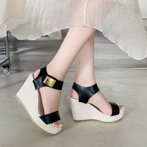 Sandalias de Plataforma con Tiras Cruzadas Anchas Estilo Romano, Hebilla Dorada, Tacón Alto de Cuña, Tejidas en Paja, con Punta Abierta para Mujer, Última Moda - Product Image 3