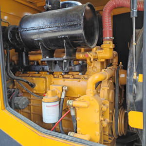 รถตักล้อยาง936L 3ตันรถตักดินสภาพดีและพร้อมขายทันที - Product Image 5