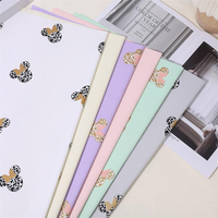 Papier d'emballage pour fleurs en plastique imperméable imprimé avec un motif élégant de tête de souris, 57*57 cm, pour matériel de fleuriste