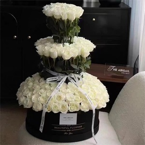 Hộp Quà Tặng Bằng Lụa Với Nắp Hai Mảnh Phù Hợp Với Hộp Quà Tặng Hoa Hồng Bằng Bìa Các Tông Có Logo Màu Vàng Cực Lớn - Product Image 1