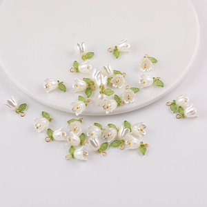 Breloques en forme de fleur avec perles d'imitation, feuilles pour accessoires de bijoux DIY, ornements pour bracelets et colliers, pendentifs feuilles tendance pour femmes - Product Image 2
