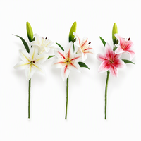 Tige de fleur de lys à 3 têtes, 2 fleurs et 1 bourgeon pour centre de table, décoration de mariage ou de maison