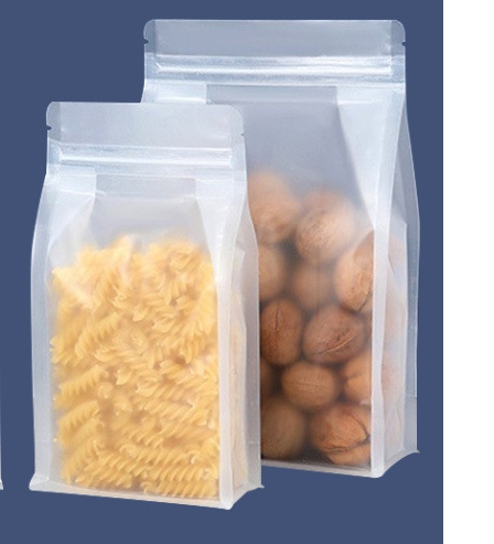 Transparent handle plastic bags