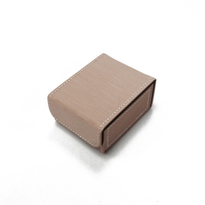 Caja de almacenamiento de relojes de cuero PU de lujo personalizada con logotipo personalizado - Product Image 2