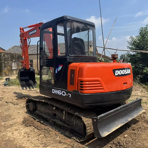 Precio de fábrica: Excavadora Doosan DH60 usada, excavadora Doosan de 6 toneladas, miniexcavadora Doosan de segunda mano a precio de fábrica - Product Image 1