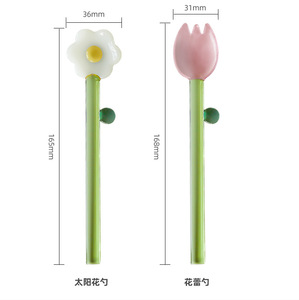 可愛い花の形をした高硼珪酸ガラス製スプーン、耐熱性のあるコーヒー、紅茶、デザート、ヨーグルト用攪拌スプーン - Product Image 5