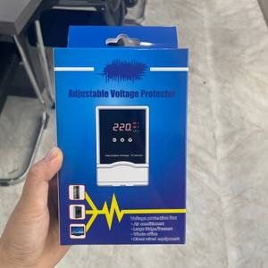 Nouveau modèle 2025 – Stabilisateur de tension compact 30A haut de gamme pour appareils électroménagers importants, protection contre les surtensions et les surintensités, spécialement conçu pour les systèmes de câblage africains. - Product Image 4