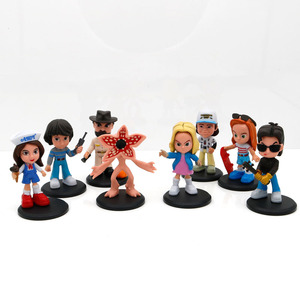 Cuentos Extraños Transfronterizos, 8 Juegos de Figuras Relacionadas con Películas, Modelos de Simulación, Artículos Decorativos y Juguetes para Niños con Bases - Product Image 1