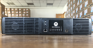 Cho đài phát thanh <span class=keywords><strong>Repeater</strong></span> slr8000 SLR 8000 800MHz <span class=keywords><strong>Repeater</strong></span> t8319a Walkie Talkie hai cách đài phát thanh <span class=keywords><strong>Repeater</strong></span> - Product Image 3