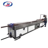 Machine de fabrication de cadres de fenêtres et de portes en PVC de 250 kg/h, machine d'extrusion de profilés en PVC avec moteur AC PLC et boîte de vitesses