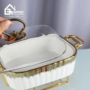 Plato de cerámica seguro para <span class=keywords><strong>horno</strong></span> con tapa de vidrio <span class=keywords><strong>y</strong></span> soporte dorado cocina casera vajilla de cerámica de lujo juego de porcelana blanca fina para hornear - Product Image 6