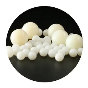 Sfere di plastica ad alta precisione in nylon 6.35mm 7.144mm 7.938mm pa66 sfera di plastica dura per scivolo