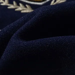 Chaqueta Universitaria de Béisbol Personalizada LAYENNE con Bordado Chenille, Chaqueta Varsity Casual para Hombre con Parche Bordado - Product Image 2