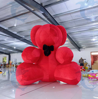 Nouvelle conception annonçant le papillon gonflable de gâteau d'anniversaire de fraise avec la lumière menée pour la décoration