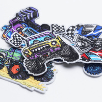 Patch brodé de camion de course thermocollant pour vêtements, vestes et sacs à dos