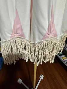 Parasols de plage et d'extérieur de luxe portables sur mesure de 8 pieds, style vintage bohème, avec mât en bois, toile jaune à franges et pompons - Product Image 4