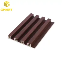 Gmart Foshan Panneaux muraux en bois pour plafond cannelé Panneaux muraux décoratifs en PVC Panneaux de revêtement extérieur en bois composite