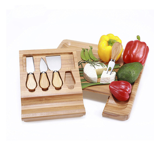 Naturel Couleur Bambou Français <span class=keywords><strong>Planche</strong></span> À Découper <span class=keywords><strong>Planche</strong></span> À <span class=keywords><strong>Pain</strong></span> ensemble de <span class=keywords><strong>planche</strong></span> à fromage en bambou avec <span class=keywords><strong>Couteau</strong></span> À fromage - Product Image 2