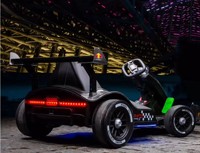 Karting, course de karts, voiture à batterie, autonomie de 4h, vitesse de 6 à 20 km/h, simulateur, jeu d'amusement familial, jeu d'intérieur et d'extérieur, plastique