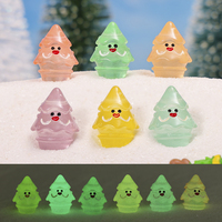 Figurines de Noël miniatures en résine phosphorescentes en gros, décorations de Noël miniatures et ornements de micro-paysages