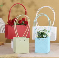 Boîte à fleurs portable en papier kraft de luxe pour fleuriste et sac d'emballage pour bouquet