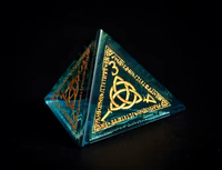Ensemble de dés polyédriques de luxe en résine bleu sarcelle et or à motifs runiques nordiques pour jeux de rôle Dungeons & Dragons (D&D)