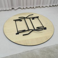 Table de banquet pliante ronde avec plateau en bois grainé et pieds en métal