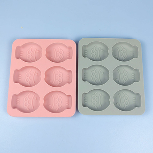 Ý tưởng mới 6-khoang phim hoạt hình cá Silicone khuôn để nướng bánh quy bánh kẹo xà phòng bền dễ dàng để làm sạch đóng gói trong một túi OPP - Product Image 4