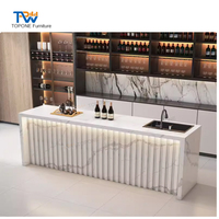 Comptoir de bar de cuisine en marbre, comptoir de bar à cocktails extérieur pour la maison, comptoir de bar rond de luxe avec éclairage LED