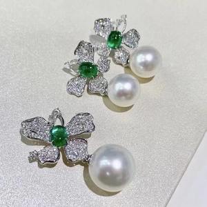 Nouvelles boucles d'oreilles en argent pur S925 9-10 mm Jade vert Marrow Perle d'eau douce Trèfle à quatre feuilles Ensemble de boucles d'oreilles Pierre naturelle Boîte cadeau incluse - Product Image 2