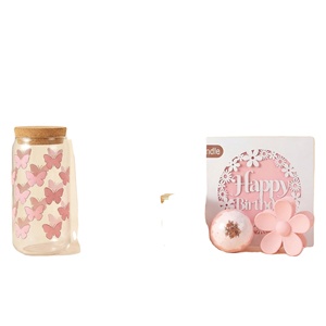 Coffret cadeau spa en verre rose avec bougie parfumée pour filles, coffret de soins personnels, cadeaux d'anniversaire pour elle - Product Image 2