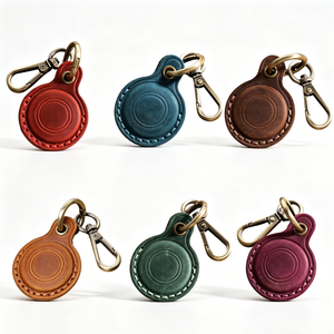 เคสพร้อมพวงกุญแจหนังวัวแท้ย้อนยุคหรูหรามีฐานวางม้าบ้าๆสำหรับ airtag - Product Image 1