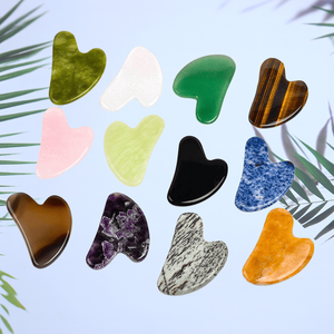 เครื่องนวดหน้ากัวซา 100% ทำจากหินออบซิเดียนสีดำธรรมชาติ รูปทรงหัวใจ หินสีชมพู คุณภาพสูง รับผลิตแบบ OEM ODM หินเนฟไรต์สีดำ กัวซา - Product Image 3