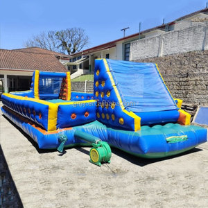 Campo da Calcio Gonfiabile Blu e Giallo per Carnevale con Soffiatore - Product Image 1