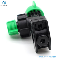 Buse de pulvérisation à clipser en plastique, avec bouchon à vis vert, embout jaune et corps noir, pour lignes de refroidissement et de lavage