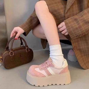 Zapatillas Blancas de Primavera 2026, Suela Suave y Plataforma Gruesa, Estilo Informal y Combinable para Estudiantes - Product Image 4