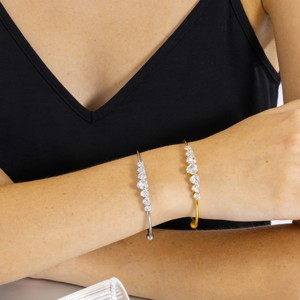 Gradient Heart Diamond Asymmetric <b>Bracelet</b> - Gentle Sparkly Design for Date & Party Wear - Product Image 4