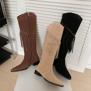Vente en gros de nouvelles bottes longues pour femmes automne hiver mode chaussures à franges talon bas bout carré dame botte à hauteur du genou abricot - Product Image 5