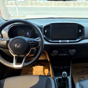  KX1 SUV 2019 1.4L Boîte de vitesses manuelle Mini Voiture Conduite à gauche Yipao Autos Usado Automobiles d'occasion à essence pas chères à vendre - Product Image 5