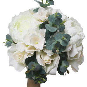 <span class=keywords><strong>Bouquet</strong></span> <span class=keywords><strong>de</strong></span> <span class=keywords><strong>mariée</strong></span> artificiel en pivoines et hortensias blancs mélangés pour mariage, cérémonie, demoiselle d'honneur – Faux <span class=keywords><strong>bouquet</strong></span> <span class=keywords><strong>de</strong></span> <span class=keywords><strong>mariée</strong></span> blanc en gros - Product Image 2