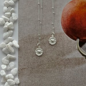 Collar de Cadena Fina Minimalista de Plata Pura S92 con Letra S con Diamantes, Colgante de Moda de Alta Gama, Estilo Blogger, Dijes de Moda - Product Image 1