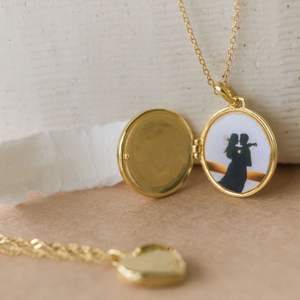 Персонализированный гравированный логотип 14K позолоченный Жемчуг Сердце земля очарование памяти фоторамка картина медальон ожерелье - Product Image 4