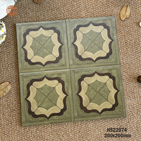 Ubin Lantai Porselen Motif Bunga Hijau Vintage 200x200, Promo Terbatas, untuk Ruang Tamu, Finishing Matte, Kombinasi Ubin Motif Kayu