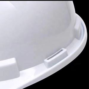 <span class=keywords><strong>Casco</strong></span> <span class=keywords><strong>DE</strong></span> SEGURIDAD <span class=keywords><strong>DE</strong></span> HDPE con tapa <span class=keywords><strong>V</strong></span>-<span class=keywords><strong>Gard</strong></span> blanca para construcción, protección superior contra impactos, correas <span class=keywords><strong>de</strong></span> corona autoajustables - Product Image 6