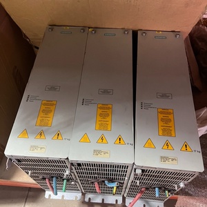6SE7032-1HB87-2DA1 ซีรีส์ 70 510-650V 100kW ชุดเบรก PLC - Product Image 1