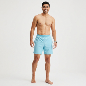 Shorts de sport pour hommes, personnalisables, respirants, à séchage rapide, pour la course à pied et la gym, avec logo et couleurs sur mesure, livraison DDP. - Product Image 1