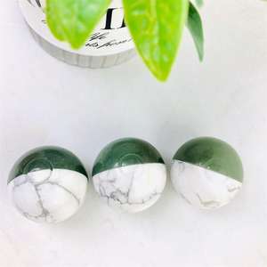 Vente en gros de pierre naturelle sculptée en cristal de jaspe rouge monstre de poche PokeBall sculpté <span class=keywords><strong>Pokemon</strong></span> pour la décoration intérieure - Product Image 3