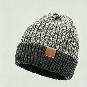 Bonnet en tricot unisexe avec bordure contrastée et doublure en fausse fourrure, idéal pour un usage quotidien en hiver - Product Image 2