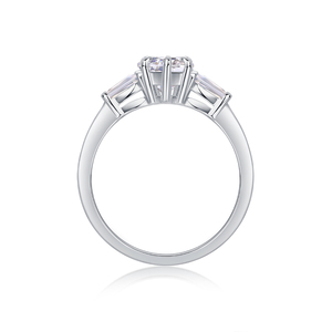 Prix de gros usine Bague Moissanite Cœur 1 carat pour Femme, Bagues à Trois Pierres <span class=keywords><strong>en</strong></span> <span class=keywords><strong>Argent</strong></span> Sterling 925, Bagues <span class=keywords><strong>en</strong></span> Pierres Précieuses Fines - Product Image 2