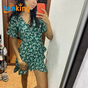 Ehanking Robe bohème pour femme Col V sexy Robe de plage à imprimé floral Mini robes en mousseline à manches courtes et volants pour femme - Product Image 3